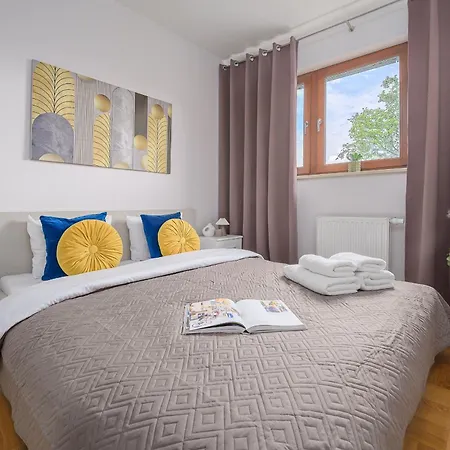 Lumina 2br With Parking, Balcony And Ac I Center Apartamento *