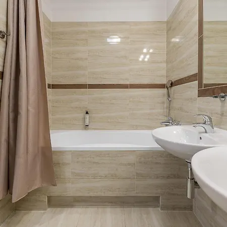 Lumina 2br With Parking, Balcony And Ac I Center